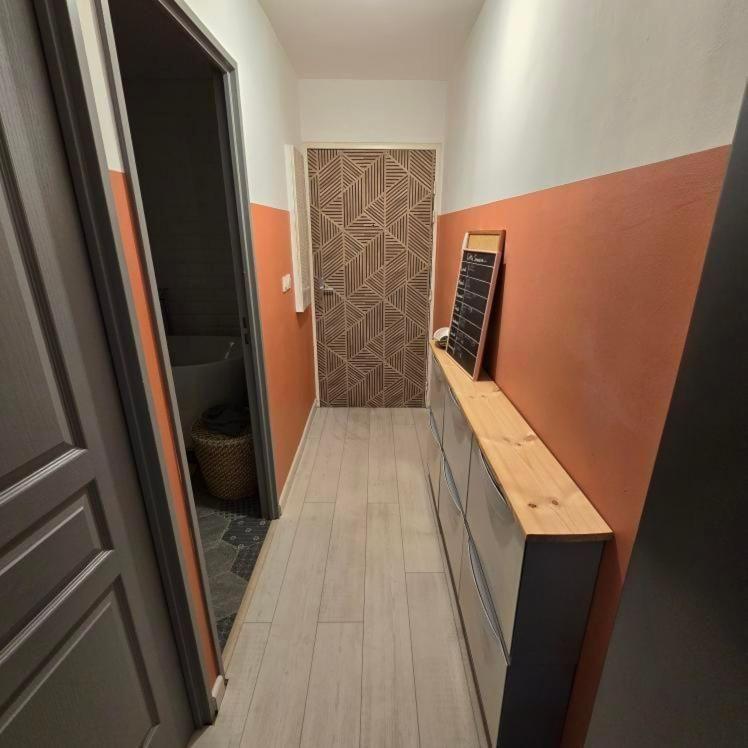 Chambre Chez L'Habitant Cosy Et Moderne, Vue Sur Montagne 생드니 외부 사진