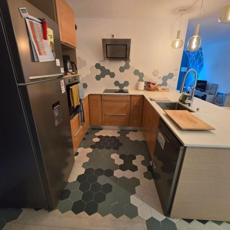 Chambre Chez L'Habitant Cosy Et Moderne, Vue Sur Montagne 생드니 외부 사진