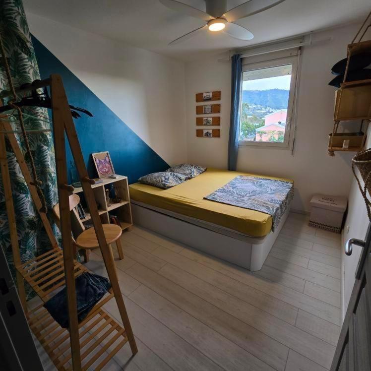 Chambre Chez L'Habitant Cosy Et Moderne, Vue Sur Montagne 생드니 외부 사진